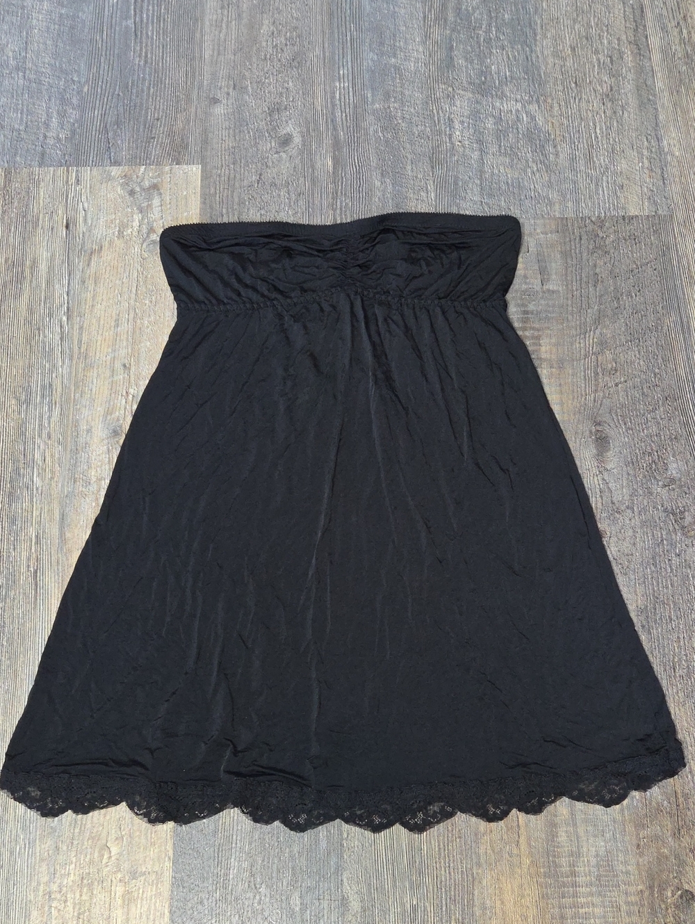 Hanky Panky Black Strapless Lace-Hem Slip